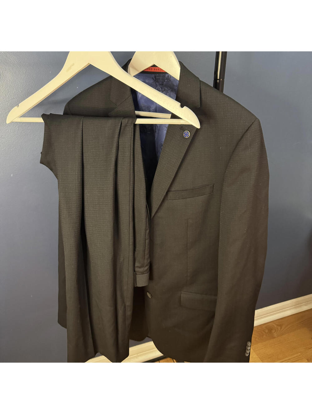 Ted Baker London 2-Piece Suit 42L Black 100% Wool Slim Fit Jacket & Pants 36x32